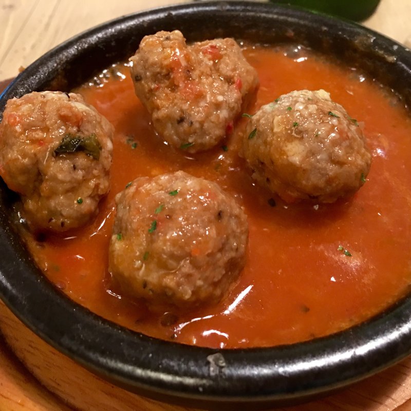 スペイン風手作りミートボール(エーピッツァ 高田馬場店)