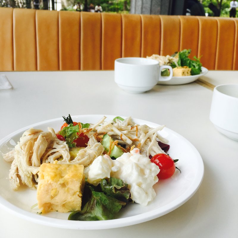 ランチのバイキング(SØHOLM CAFE+DINING 梅田)