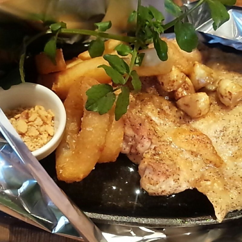 グリドルチキン　むね肉　塩ガーリック(ワインカフェ ブルズ )