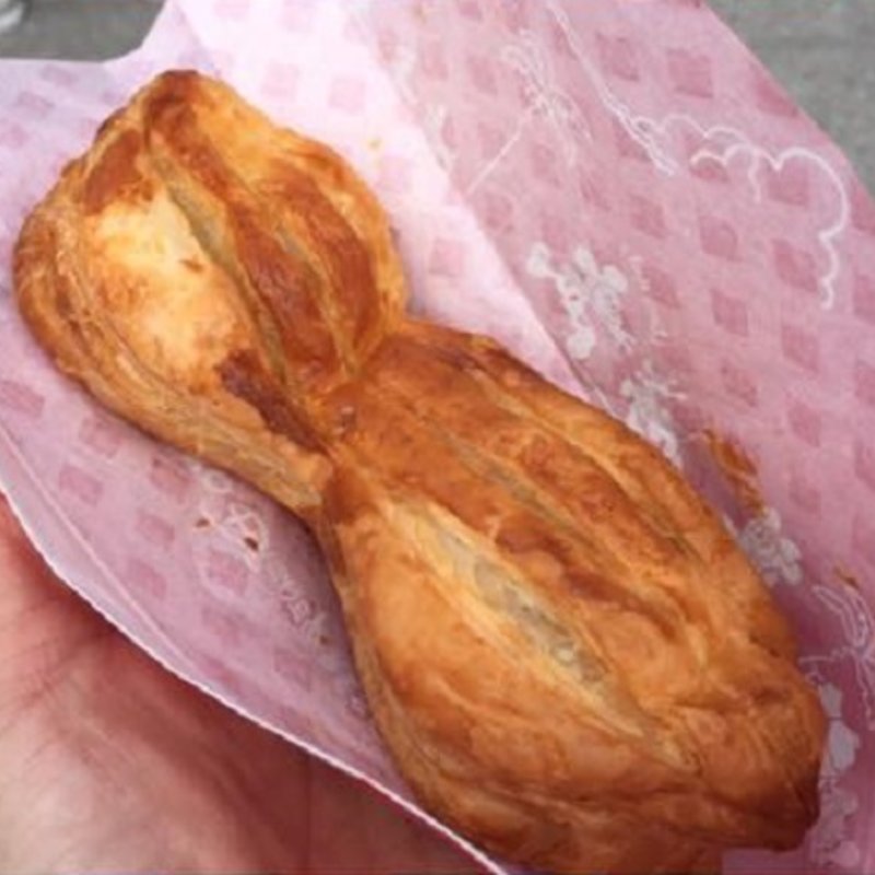 フロンティアダブルパイ（ミート＆クルミ）(S.S.コロンビア・ダイニングルーム)