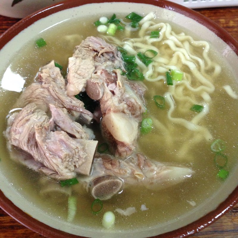 軟骨そば(沖縄丸安そば)