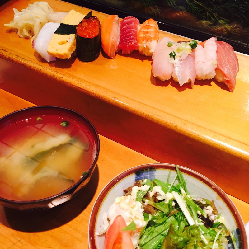 にぎり1.5人前(魚がし寿司)