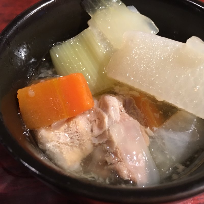 豚バラ肉のコンフィ(赤羽ワインマーケット)