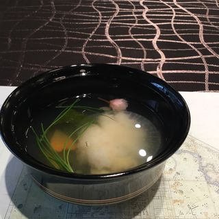会席料理  椀物(料亭 淀川邸)