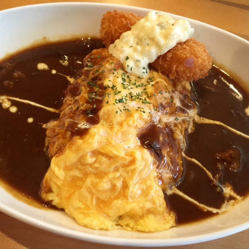 逆オムカレー クリームコロッケ(Cafe Place Mu （カフェ プレイス ミュウ）)