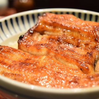 鰻肝焼き丼(ひょっとこや)
