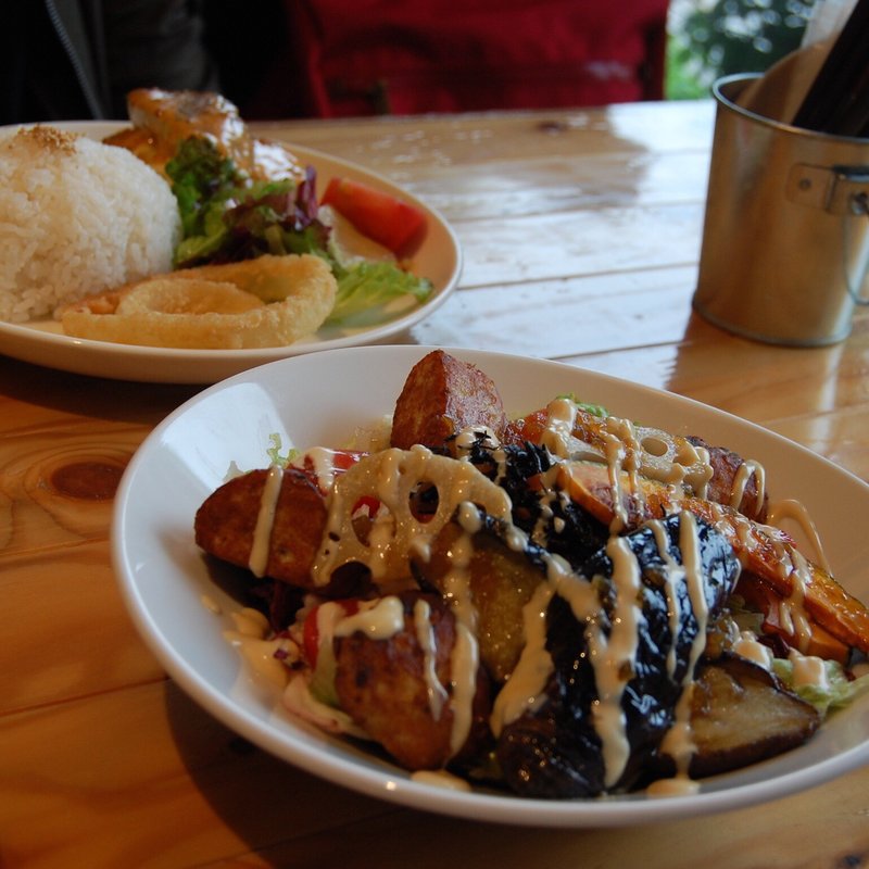 鶏つくね揚げ野菜丼(ハンズカフェ  鹿児島店)
