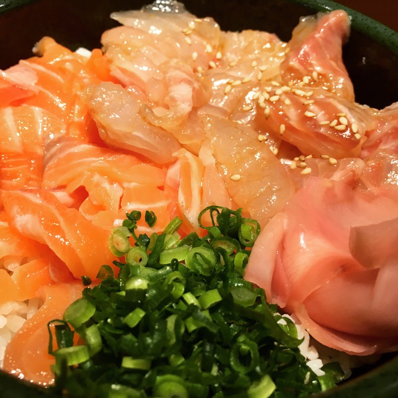 とと丼(築地ととどん 渋谷店)