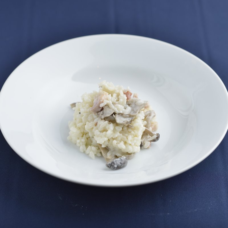 キノコとサーモンのリゾット(ニョッキ 梅田店)