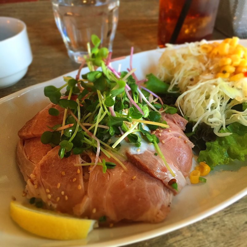 ローストポーク丼(アストラル ランプ （ASTRAL LAMP）)