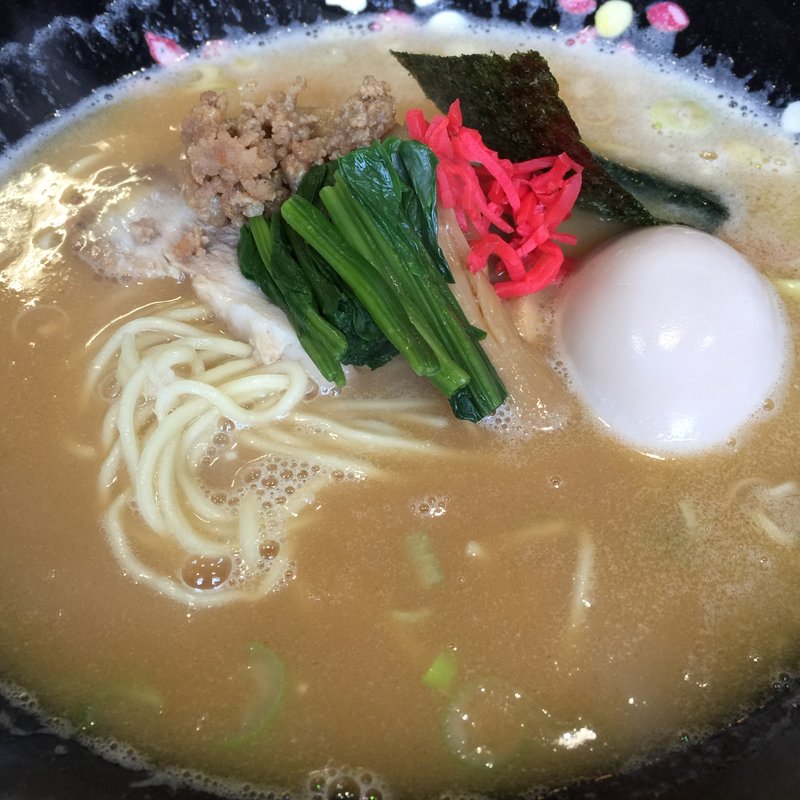 ベジポタ豚骨醤油らーめん（麺量150g）(初代麺松 )