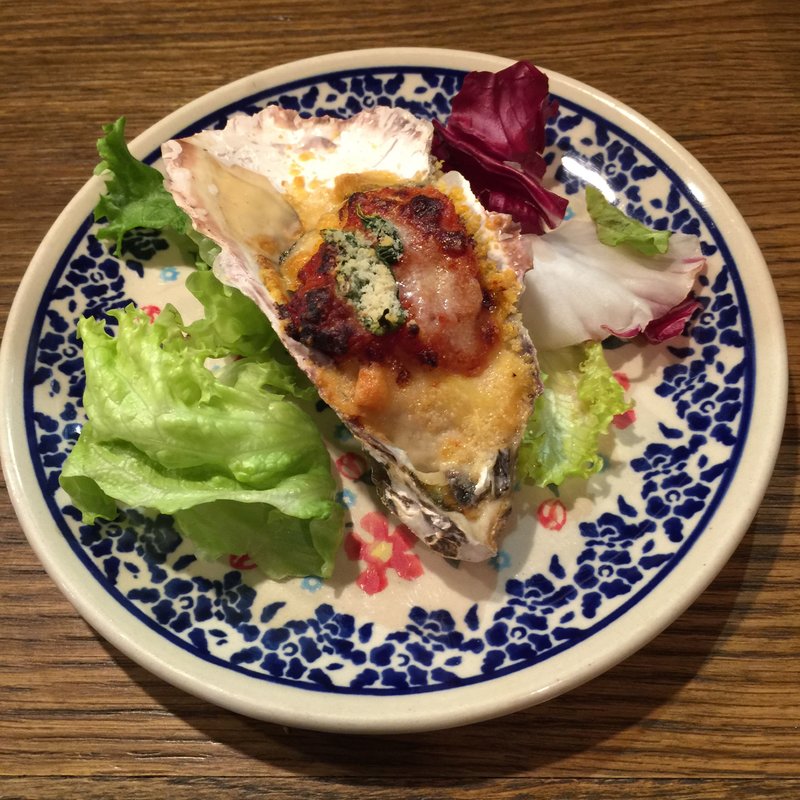 牡蠣のトマトチーズ焼き(オイスターバー＆レストラン オストレア 新宿三丁目店 Ostrea oyster bar & restaurant)