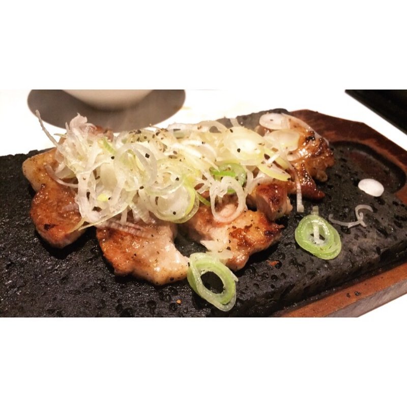 豚肩ロース(溶岩焼ダイニング bonbori 渋谷道玄坂店)