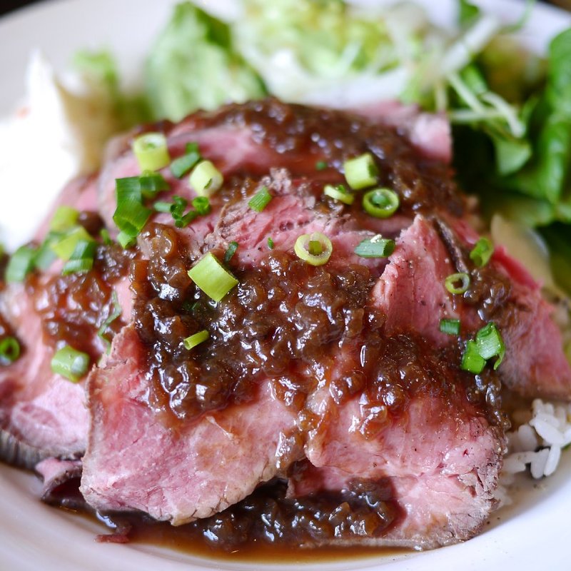 こだわり黒毛和牛のローストビーフご飯