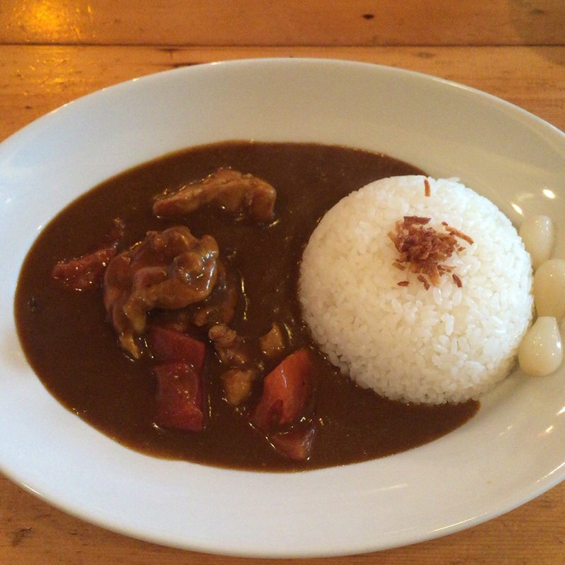 チキントマトカレー(居酒屋たまきんち)