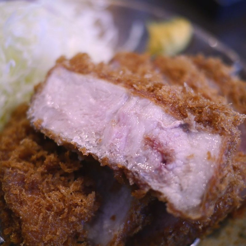 特上ロースかつ定食