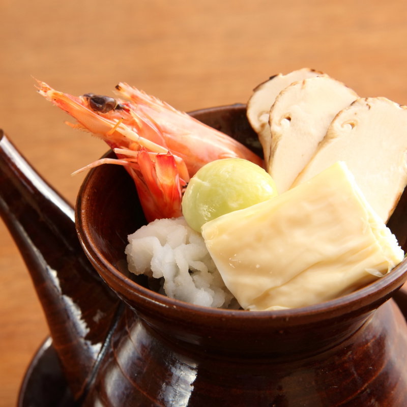 松茸　鱧　海老　湯葉　鍋(浅草 日本料理 もちづき)