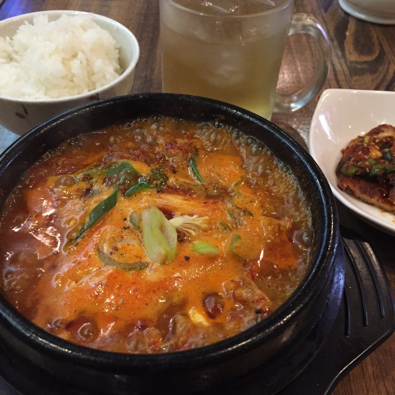 牛すじ煮込み(韓国カフェダイニング Nohohon)