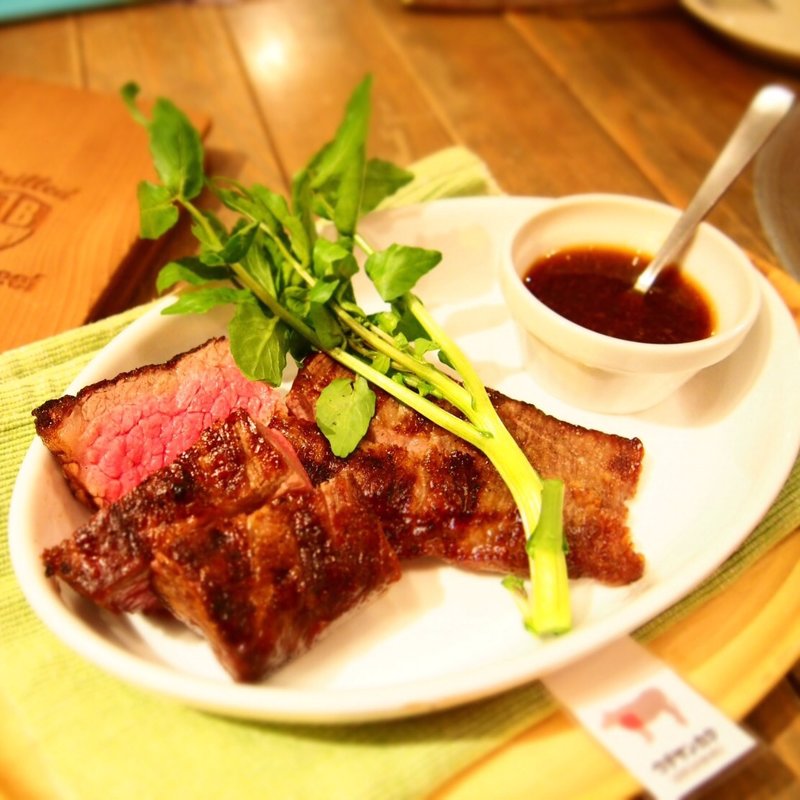 ウデサンカク(グリルド エイジング・ビーフ )