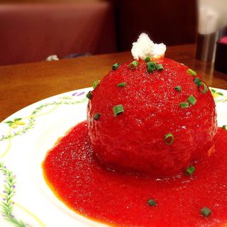 トマト丸ごとサラダ(ビヤステーション 恵比寿ガーデンプレイス店)
