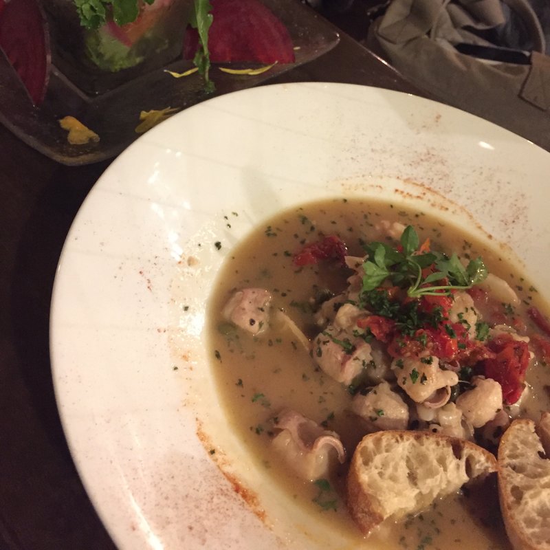 宮城漢方和牛の牛白もつとドライトマトのAgioOlio with バケット　ライム添え(カンパニリズモ （campanilismo）)