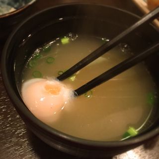 鶏スープ(串焼 酒々や)