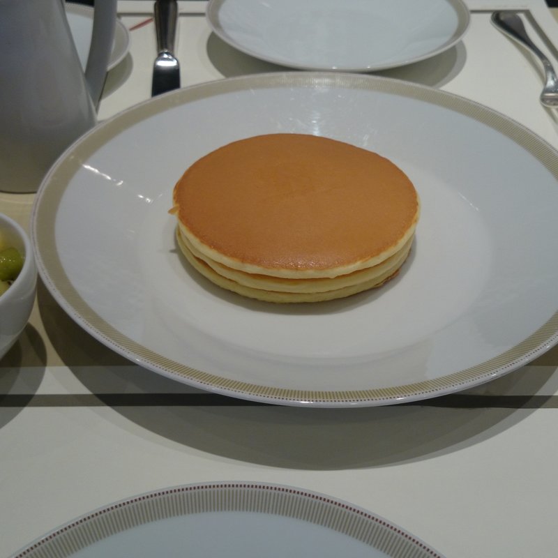 インペリアルパンケーキ　ミックスフルーツ添え(パークサイドダイナー Parkside DINER)