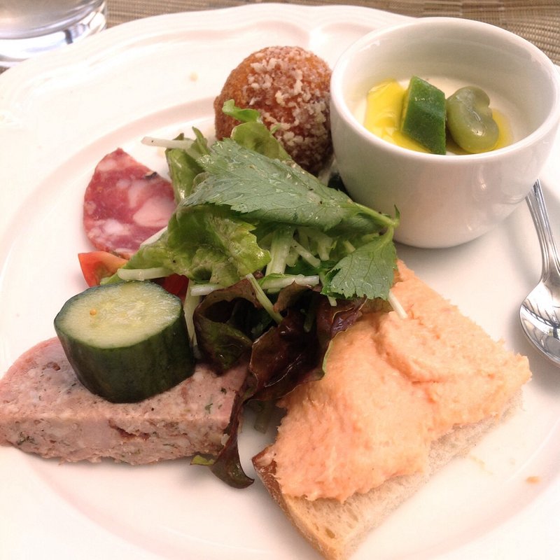 ランチ(アヴァンティ K)