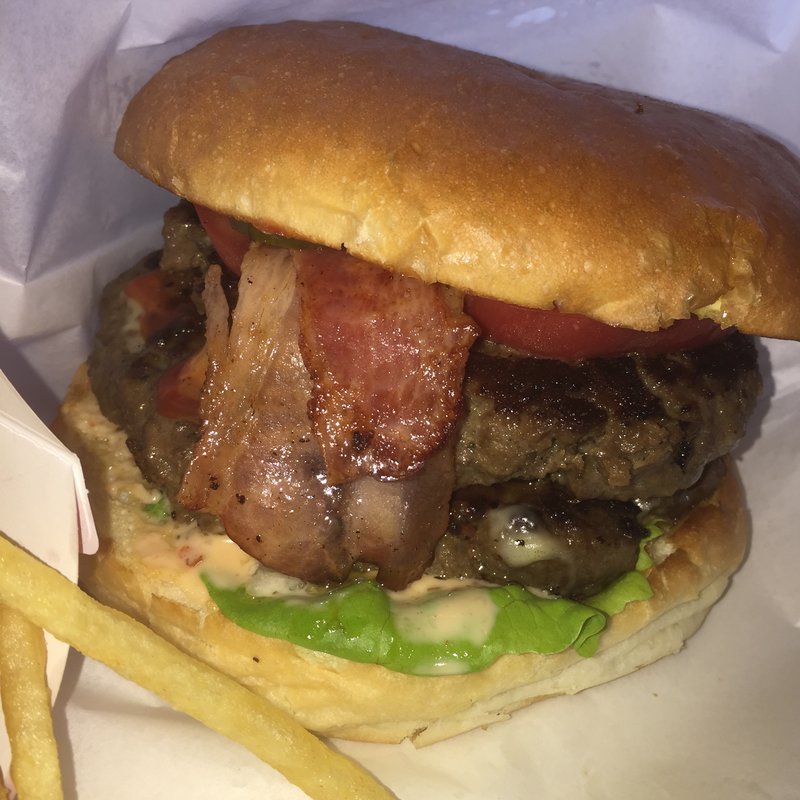 スーパービンゴ(ビンゴバーガー本店)