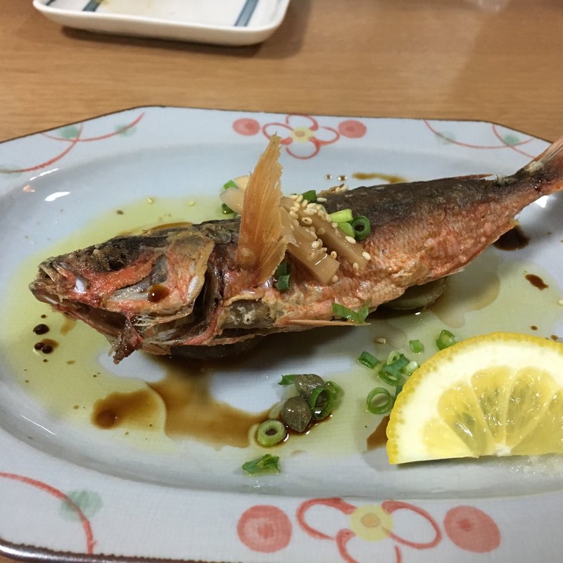 グルクン唐揚げ(ぽうちゃたつや)