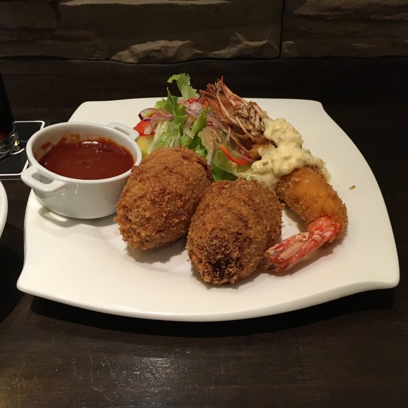 チーズ入りメンチカツ(More （モア）)