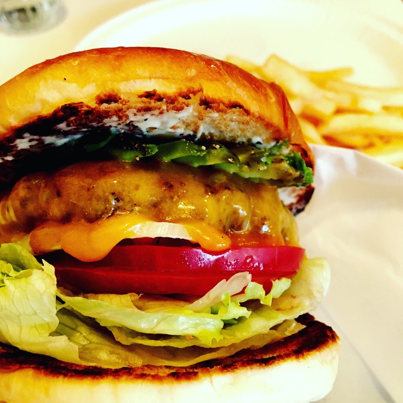 アボカドチーズバーガー(バーガーマニア 白金店 （Burger Mania）)