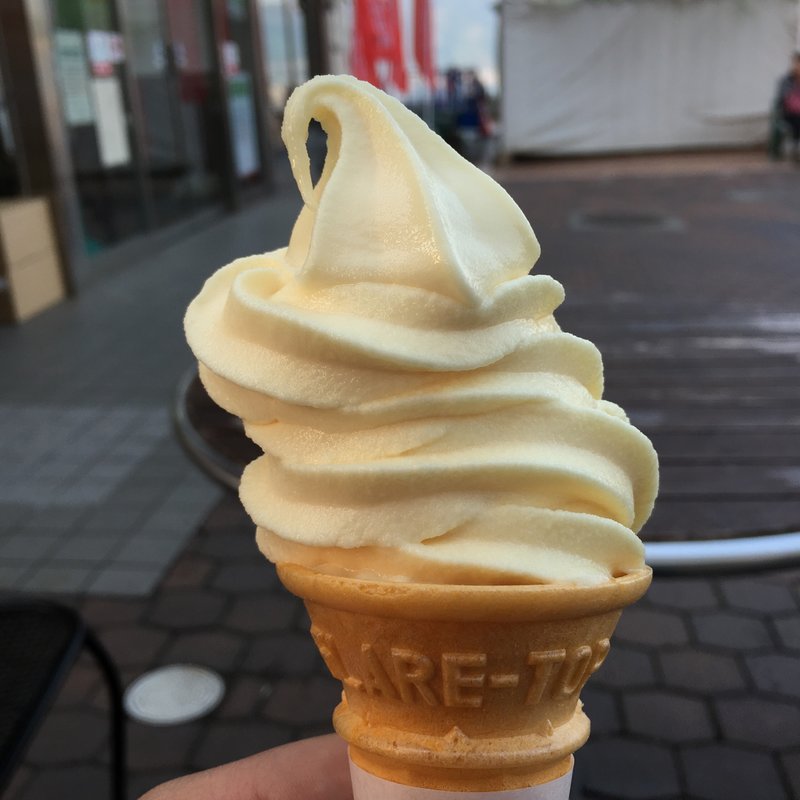 信州りんごソフトクリーム(スターバックス・コーヒー 諏訪湖サービスエリア下り線店)