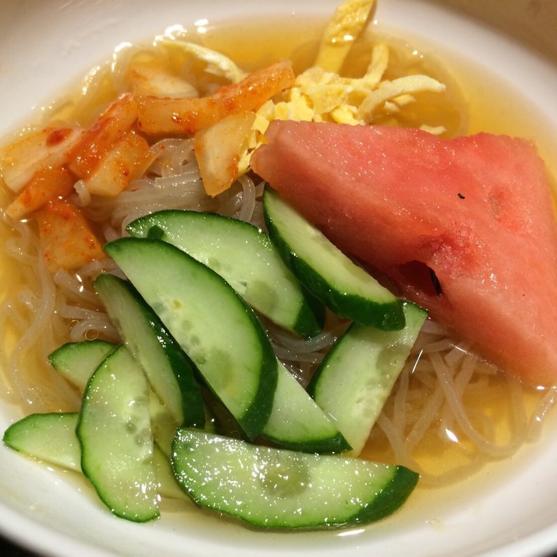 冷麺(ハーフサイズ)(李朝 )