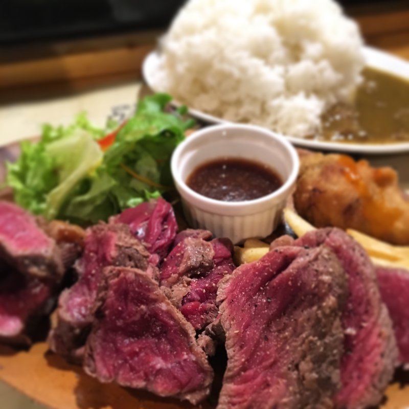 肉盛りステーキ3種(ビストロ パテ屋)