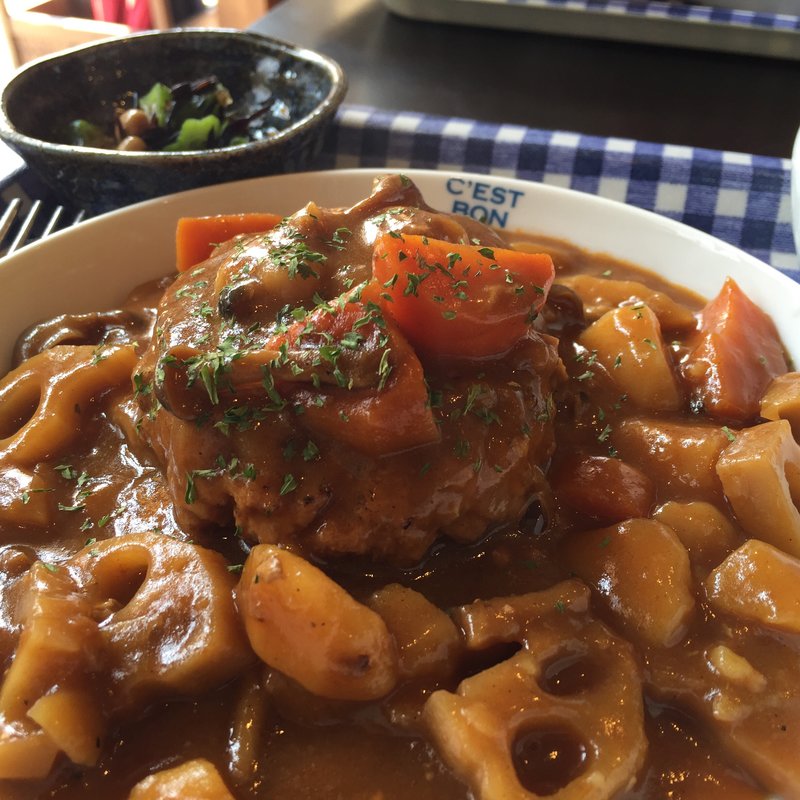 煮込みハンバーグ(光海珈琲 高野山本店)