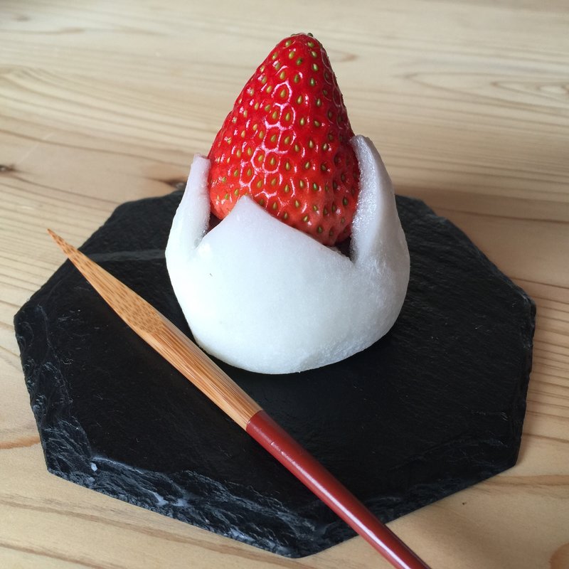 いちご大福(岡埜栄泉蛇田本店 )