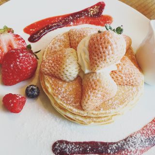 淡雪とあまおうのパンケーキ(キャンベル・アーリー 博多店)