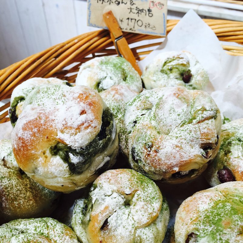 抹茶あん&大納言(Marie 伊豆店 （マリー）)