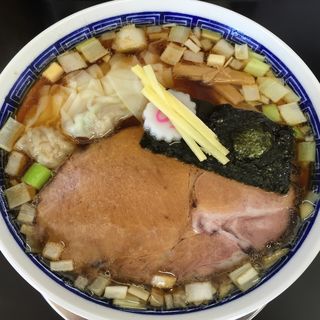 ワンタン麺(並)(中華そば 亀喜屋 （カメキヤ）)