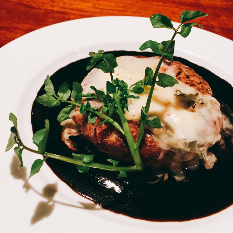 ゴルゴンゾーラハンバーグ　(Jitan （ジタン）)