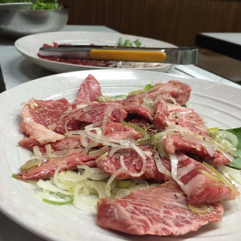 カルビ(明香苑)