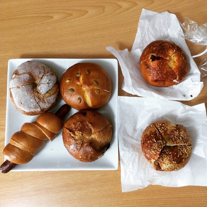 ウィンナー巻きベーグル(テコナベーグルワークス)