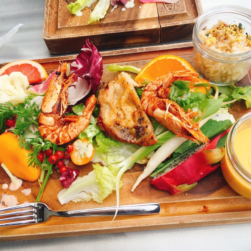 シュリンププレートランチ(NORTHSHORE 北浜店)