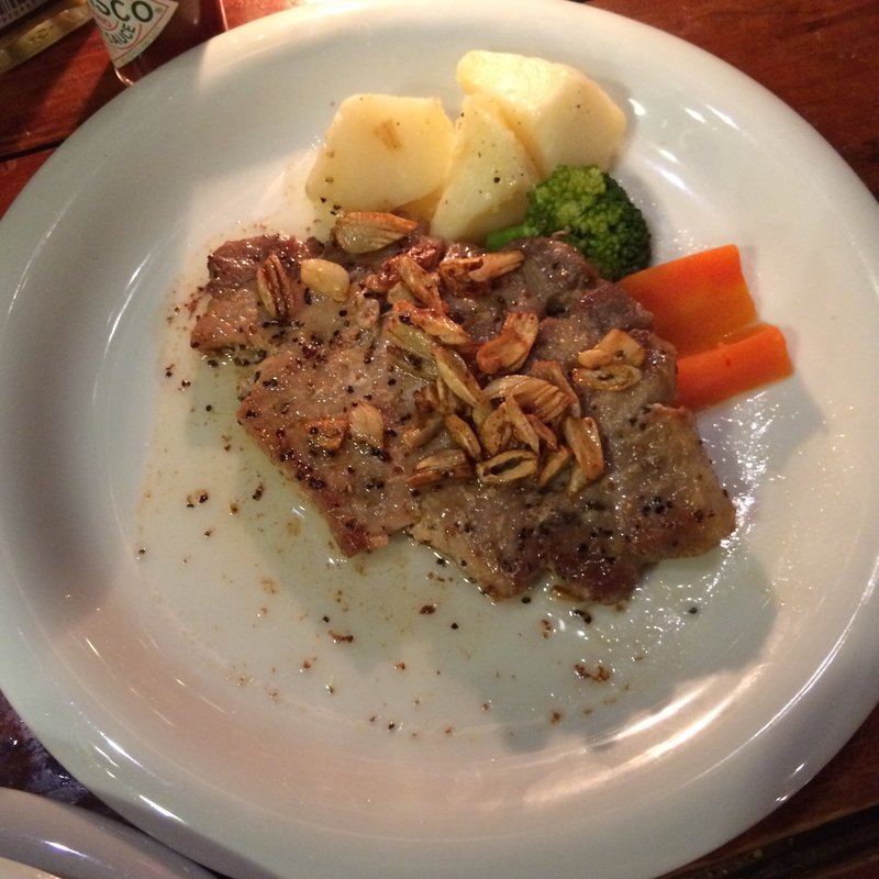 ポーク ガーリックステーキ(カフェ&レストラン プー横丁)