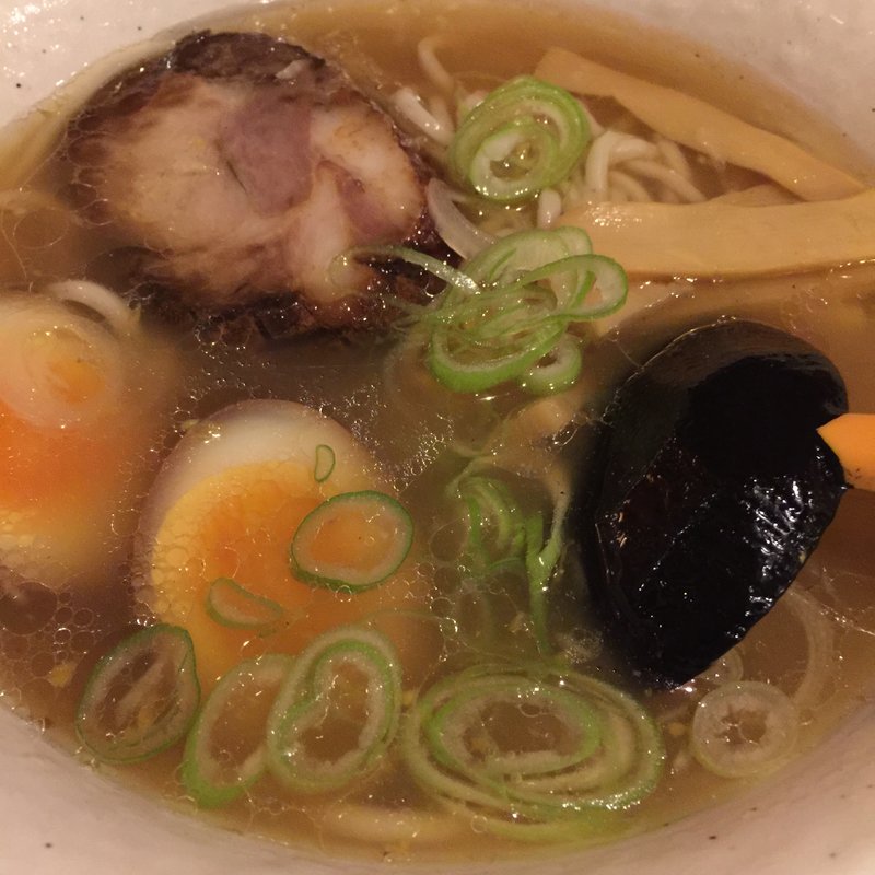 塩ラーメン(博士ラーメン 別館 （はかせらーめん）)