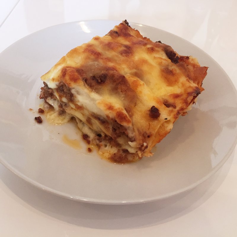 ラザーニア(大)(ピッツァ アル ターイオ )