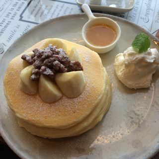 バナナくるみパンケーキ(カフェ・エスケープ （Cafe Escape）)