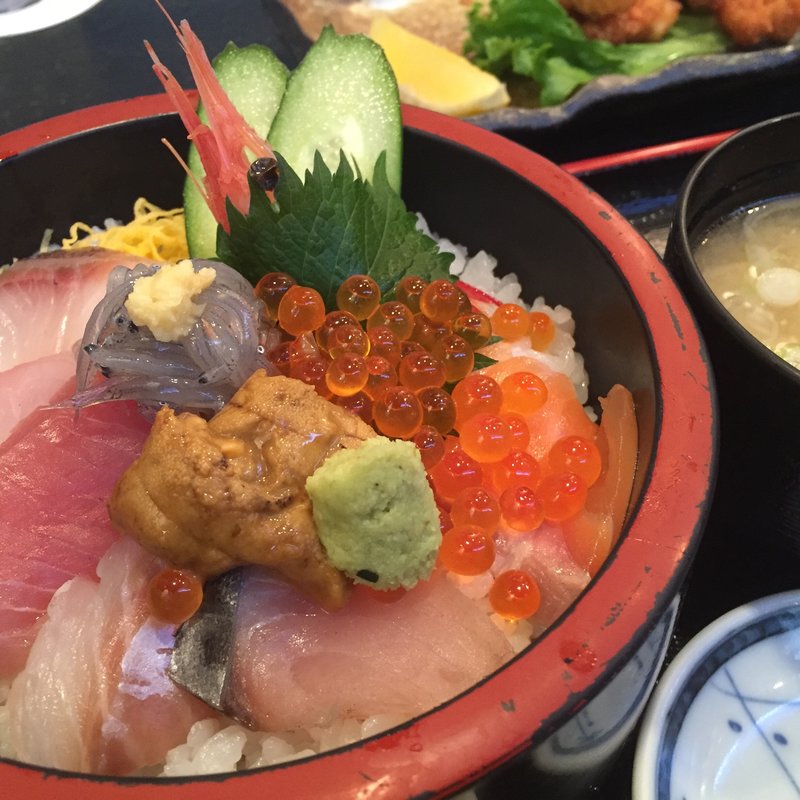 魚ごころ丼(魚ごころ 季魚喜人)