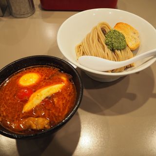 海老トマト 肉と玉子入りつけ麺(つけ麺 五ノ神製作所 新宿店)